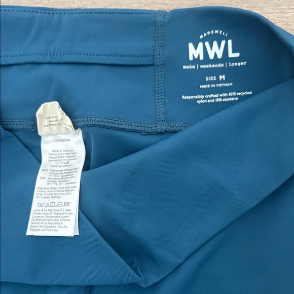 Teal High-Waisted Leggings - Picture 3 of 3